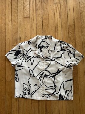 North Face First Trail Shirt Women’s Short-Sleeve Button-Up Shirt - Wolf Print